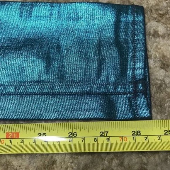 7 For All Mankind metallic satin jeans in size 25 - Picture 6 of 16